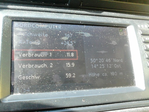 4,6is budíky 001.jpg