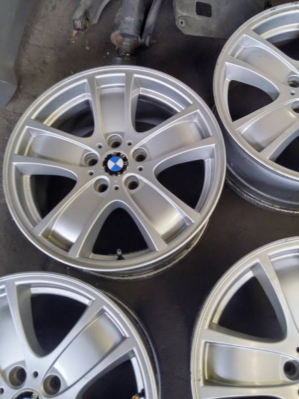 bmw1.jpg